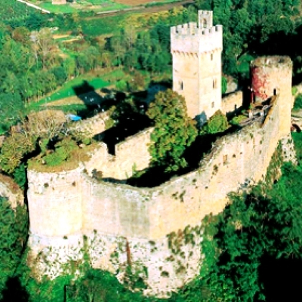 Staggia - Poggibonsi (SI)
Castello medievale del X° secolo