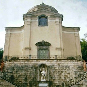 chiesa santissimo crocifisso1