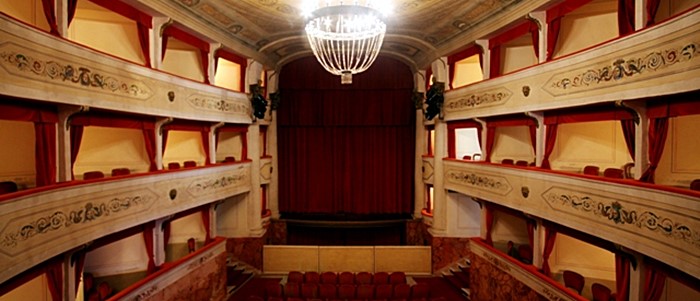 Barga - Teatro Differenti