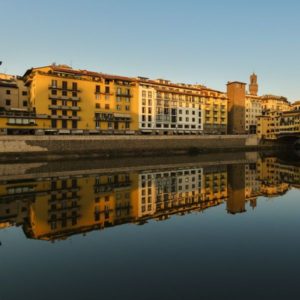 lungarno Acciaioli e scorcio ponte Vecchio - FI