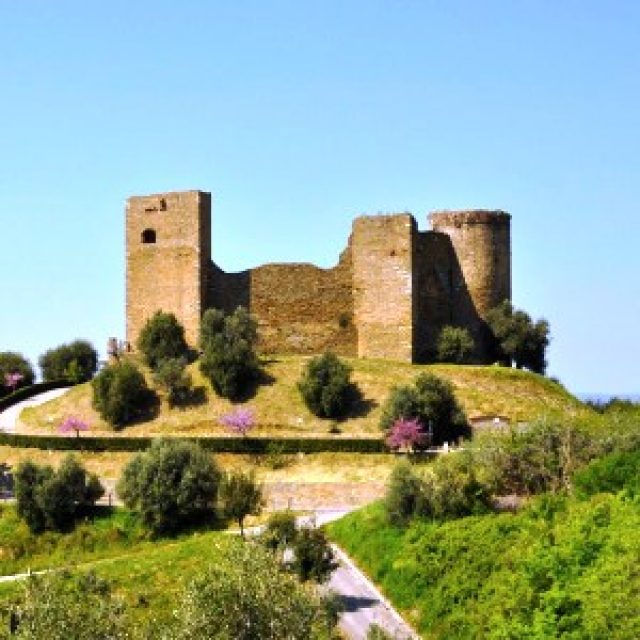 Castello di Scarlino o Rocca Aldobrandesca